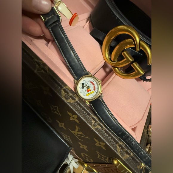 Vintage Disney Mickey Mouse watch - Picture 1 of 2